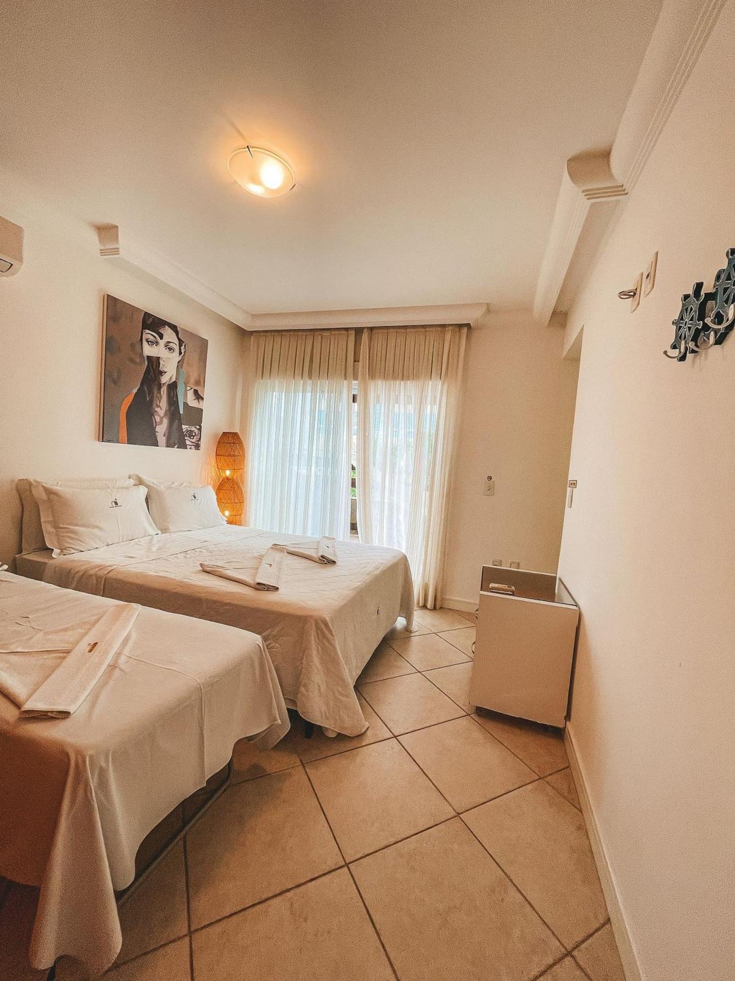 Casa Do Artista A 60M Do Mar, Piscina, 4 Quartos ボンビーニャス エクステリア 写真